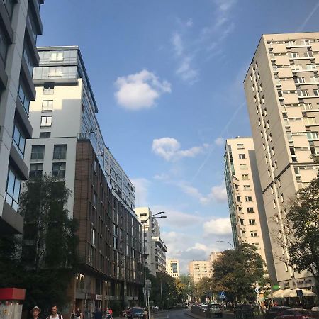 Grzybowska 6/10 Appartement Warschau Buitenkant foto
