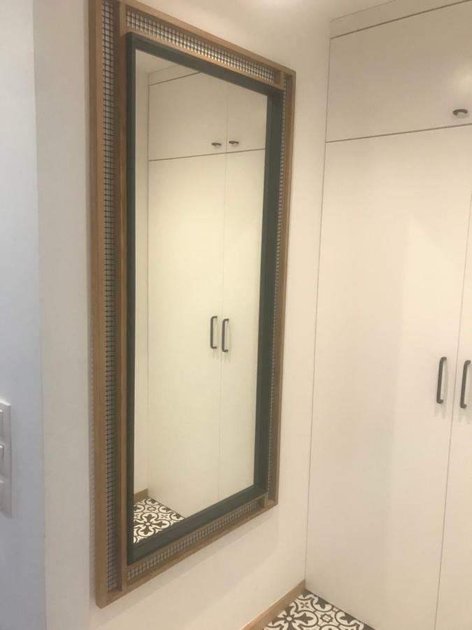 Grzybowska 6/10 Appartement Warschau Buitenkant foto