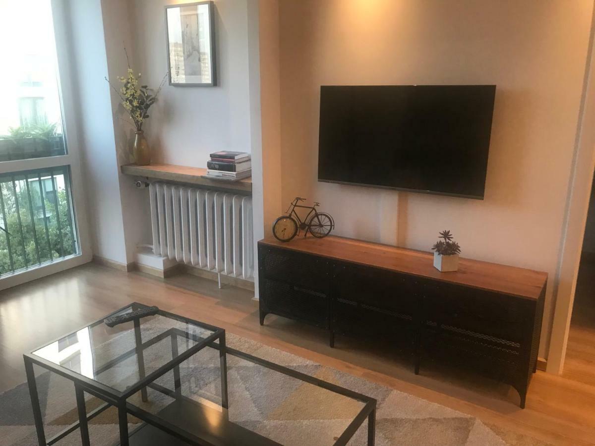 Grzybowska 6/10 Appartement Warschau Buitenkant foto