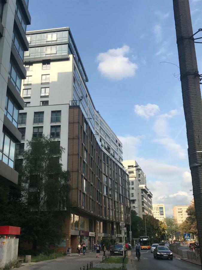 Grzybowska 6/10 Appartement Warschau Buitenkant foto